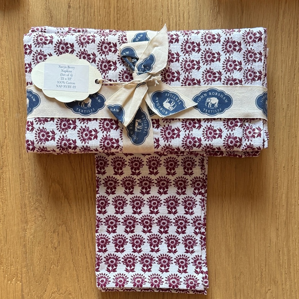 NWT John Robshaw “Navya Berry” Napkins (set of 4)